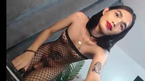 Snapshot of lesi_trisha chatting on March 2025 05:17:02 PM Trisha18 online show from March 2025 05:17:02 PM