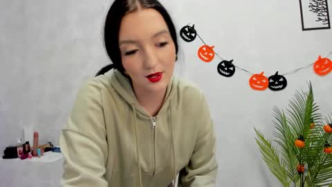 Snapshot of lesley_wins chatting on October 2025 08:17:01 AM Lesley online show from October 2025 08:17:01 AM