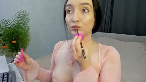 Snapshot of lesley_wins chatting on November 2025 08:06:01 AM Lesley online show from November 2025 08:06:01 AM