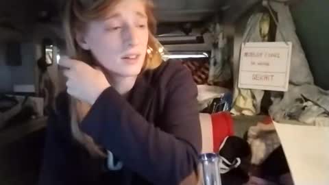 LesleyGumGrass- The Boring Trans girl online show from February 2025 09:48:01 PM