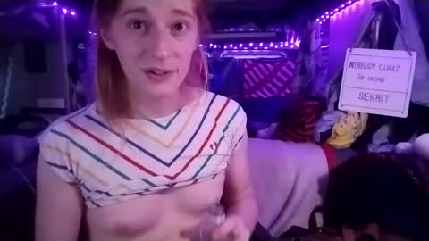 LesleyGumGrass- The Boring Trans girl online show from February 2025 09:36:01 PM