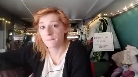 LesleyGumGrass- The Boring Trans girl online show from February 2025 04:14:02 PM