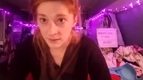 LesleyGumGrass- The Boring Trans girl online show from February 2025 05:37:01 PM