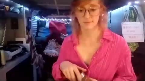 LesleyGumGrass- The Boring Trans girl online show from February 2025 08:40:01 PM