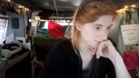 LesleyGumGrass- The Boring Trans girl online show from February 2025 05:03:02 PM