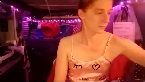 LesleyGumGrass- The Boring Trans girl online show from February 2025 12:59:01 AM