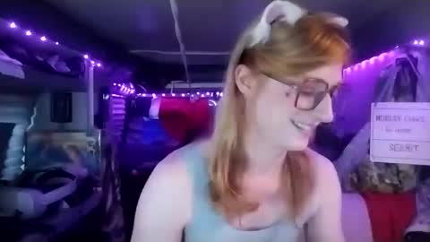 LesleyGumGrass- The Boring Trans girl online show from February 2025 06:12:01 PM