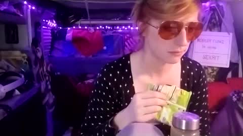 LesleyGumGrass- The Boring Trans girl online show from February 2025 06:20:02 AM