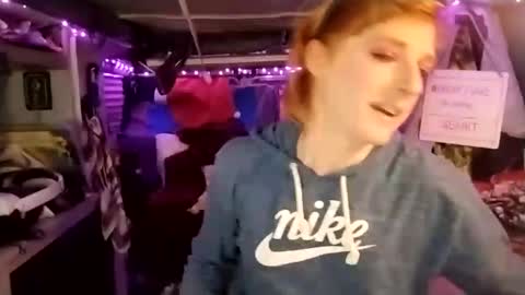 LesleyGumGrass- The Boring Trans girl online show from February 2025 03:50:01 AM
