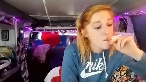 LesleyGumGrass- The Boring Trans girl online show from February 2025 05:49:02 PM