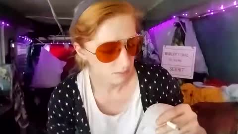 LesleyGumGrass- The Boring Trans girl online show from February 2025 05:24:01 PM
