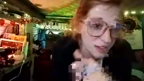 LesleyGumGrass- The Boring Trans girl online show from November 2025 01:33:02 PM