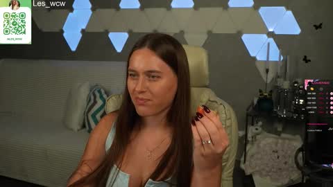 LeslieKorfs online show from September 2025 11:43:01 PM