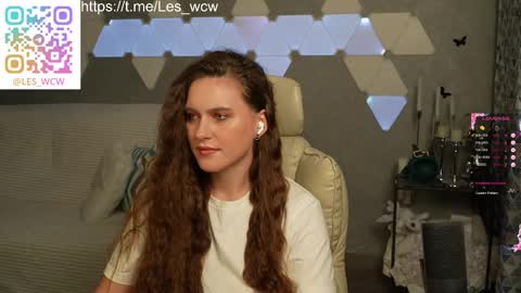 LeslieKorfs online show from November 2025 09:04:01 PM