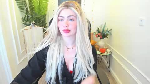 Snapshot of lesliemineg chatting on October 2025 11:54:02 AM lesliemineg online show from October 2025 11:54:02 AM