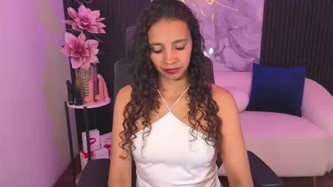 Lesly  online show from September 2025 04:27:01 AM