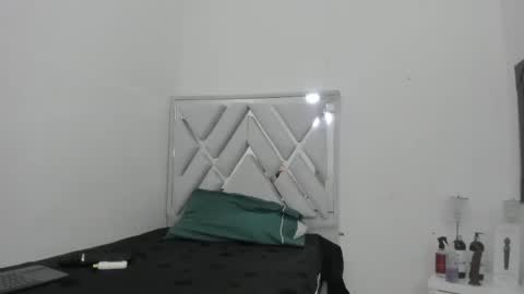 lessly online show from March 2025 03:46:02 AM