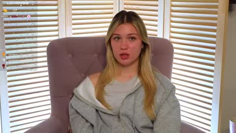 Erin Open for long and cool pvts 3 online show from December 2024 03:17:01 PM