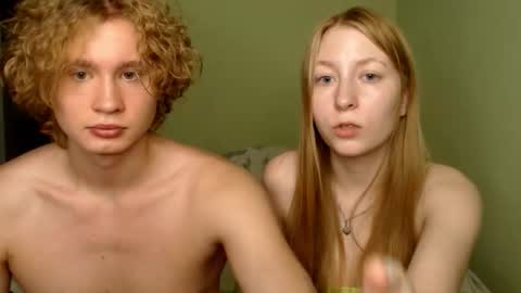 Alisa  Jhony online show from November 2025 10:34:02 PM