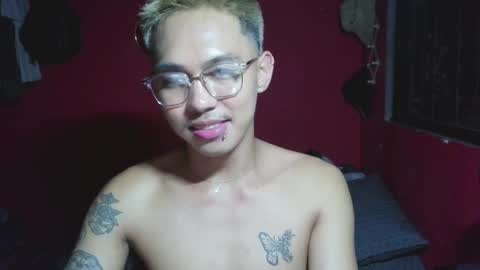 lesteryooo online show from April 2026 05:44:01 PM