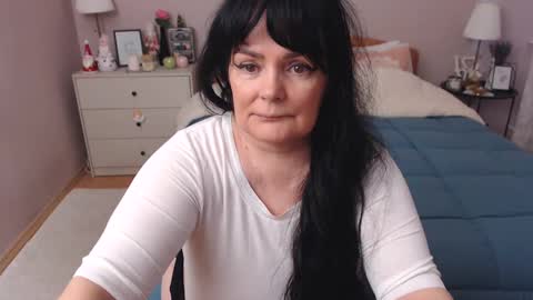 Mary online show from December 2024 01:22:02 PM