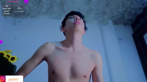 Levi  online show from March 2026 01:44:02 PM