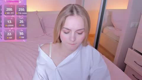 Snapshot of leviavillat chatting on February 2026 01:20:01 PM Rita online show from February 2026 01:20:01 PM