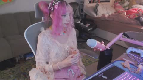 lewdy booty online show from October 2025 02:12:02 AM