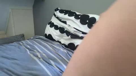 lewenzi online show from September 2025 01:38:02 PM