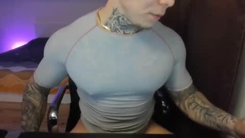 Snapshot of lewis_muscleee chatting on March 2026 06:01:01 PM blablablack online show from March 2026 06:01:01 PM