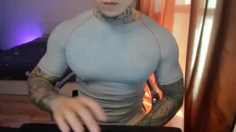 Snapshot of lewis_muscleee chatting on April 2026 12:49:01 PM blablablack online show from April 2026 12:49:01 PM