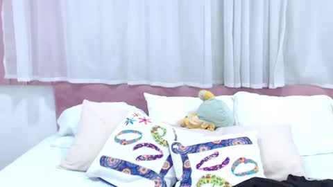 Snapshot of lexi_bloom chatting on January 2025 10:58:01 AM Gabrielle online show from January 2025 10:58:01 AM