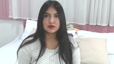 Snapshot of lexi_bloom chatting on January 2025 05:15:02 PM Gabrielle online show from January 2025 05:15:02 PM