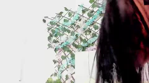 Gabrielle online show from October 2025 10:32:02 AM