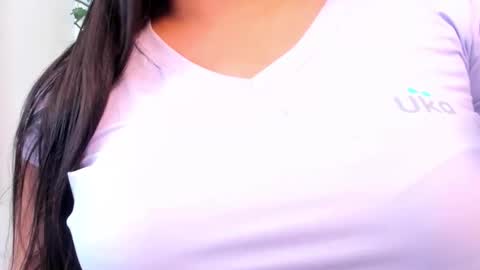 Gabrielle online show from November 2025 11:00:01 AM