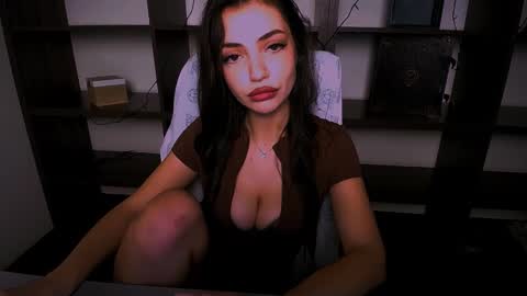 Alexia online show from December 2024 06:06:02 PM