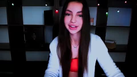 Alexia online show from February 2025 02:38:02 PM