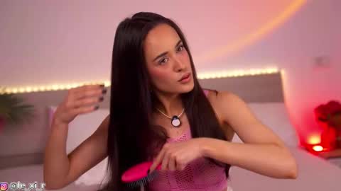 Lexi Reed online show from September 2025 02:08:01 PM