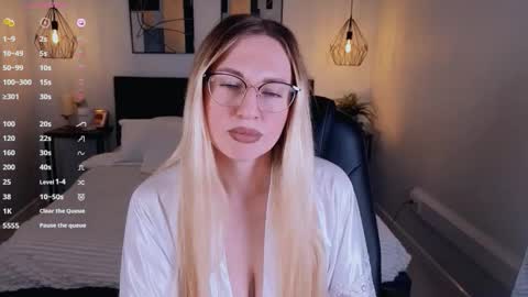 Lexy - Follow me online show from September 2025 07:32:01 AM