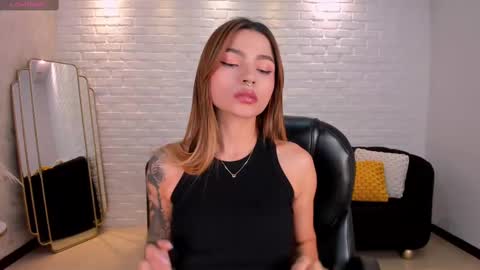 Snapshot of lexiewayne chatting on February 2025 07:42:01 PM Lexie online show from February 2025 07:42:01 PM