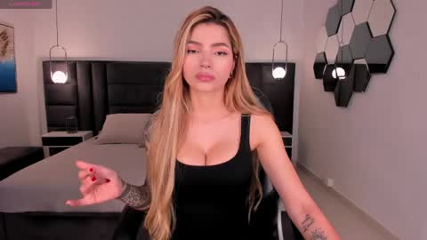 Lexie  online show from May 2026 06:16:02 PM