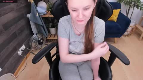 Snapshot of lexihoward chatting on February 2025 06:42:01 AM Lexi online show from February 2025 06:42:01 AM