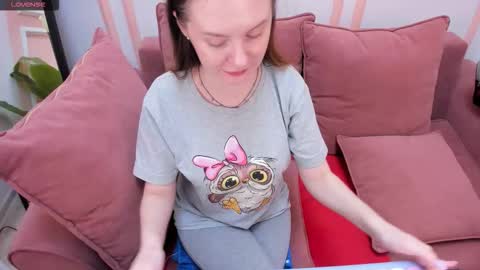 Lexi online show from October 2025 06:25:02 AM