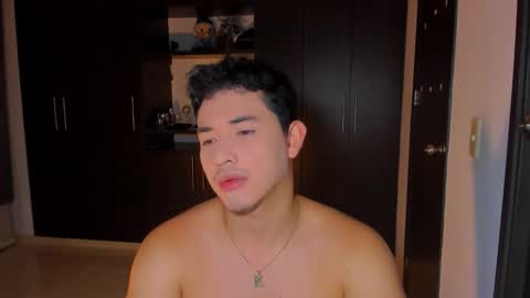 lexmiller18 online show from October 2025 08:38:01 AM