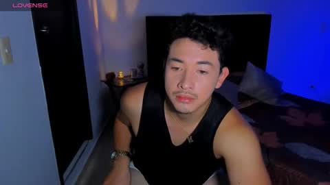 lexmiller18 online show from November 2025 02:33:01 AM