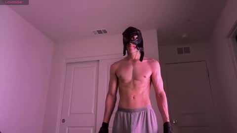 Snapshot of lexxxcazzo chatting on September 2025 06:50:02 AM Dromaeosaurex online show from September 2025 06:50:02 AM