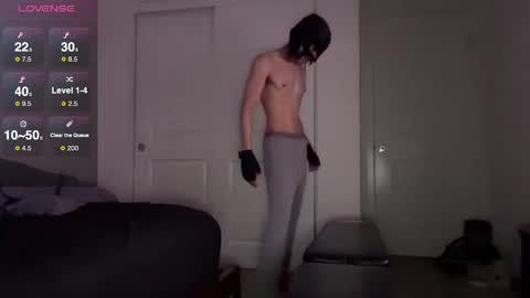 Snapshot of lexxxcazzo chatting on October 2025 07:39:01 AM Dromaeosaurex online show from October 2025 07:39:01 AM