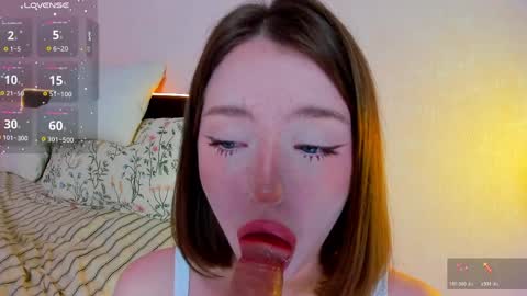 lexi miu online show from April 2026 07:52:02 PM