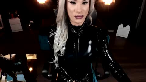 eva lexy you may call me Miss online show from February 2025 06:05:02 PM