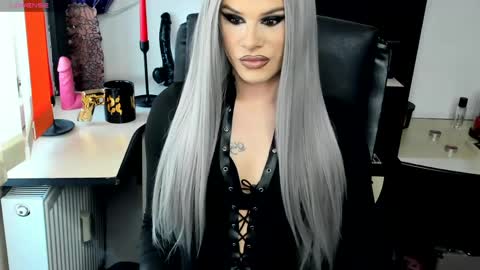 eva lexy you may call me Miss online show from April 2026 12:15:02 PM